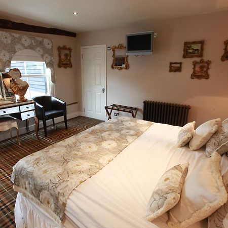 Hotel The White Hart Great Yeldham Zewnętrze zdjęcie