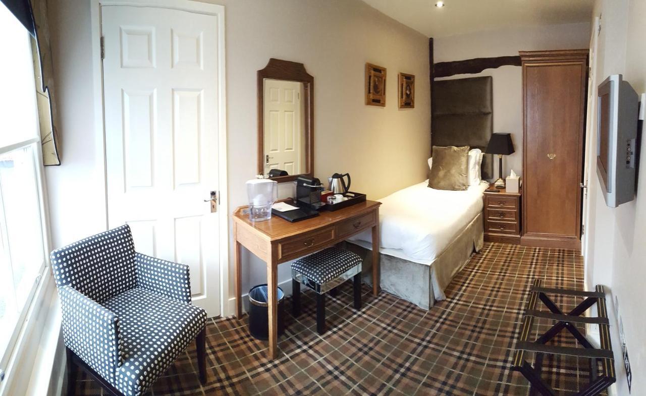 Hotel The White Hart Great Yeldham Zewnętrze zdjęcie